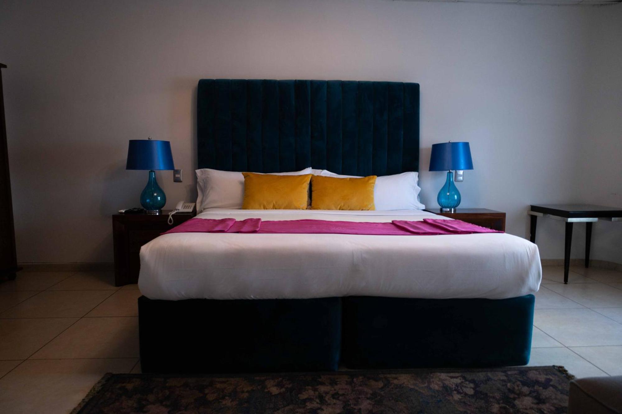 Artea Hotel Boutique (Adults Only) กัวดาลาฮารา ภายนอก รูปภาพ